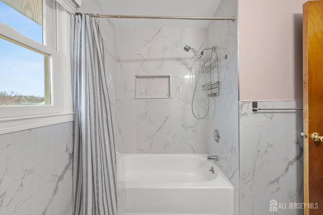 6 Stafford Road, South Brunswick, NJ 08852