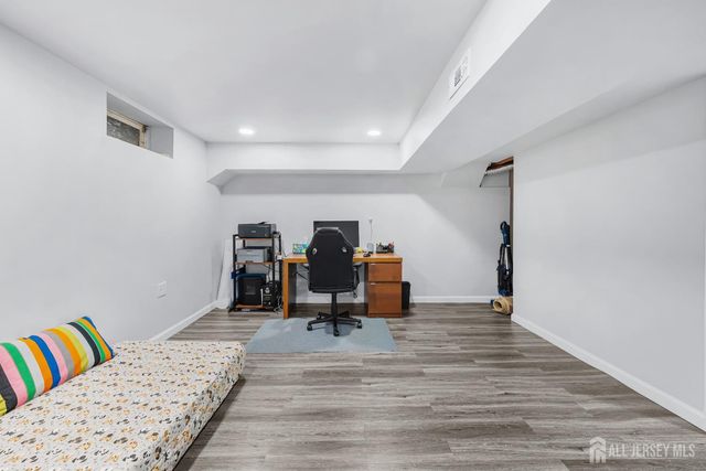 6 Stafford Road, South Brunswick, NJ 08852