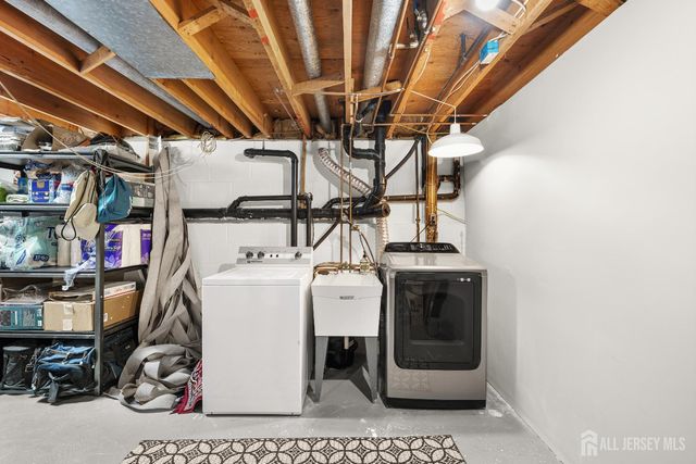 6 Stafford Road, South Brunswick, NJ 08852