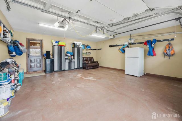 6 Stafford Road, South Brunswick, NJ 08852