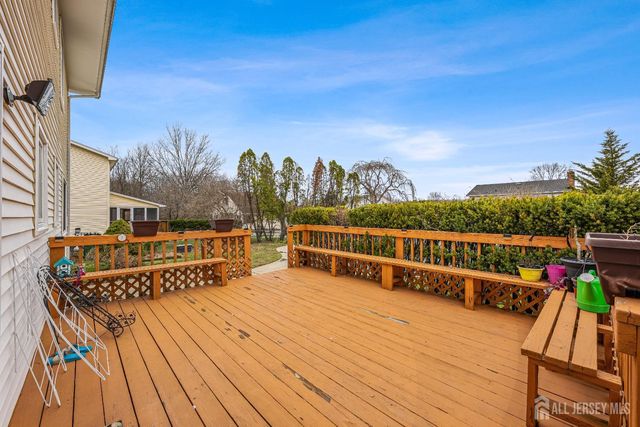 6 Stafford Road, South Brunswick, NJ 08852