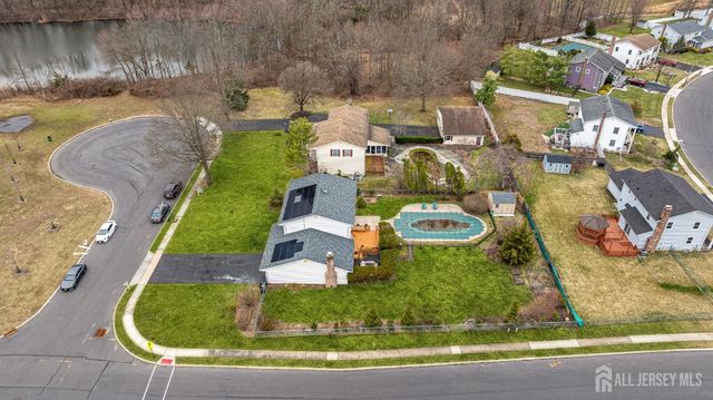 6 Stafford Road, South Brunswick, NJ 08852