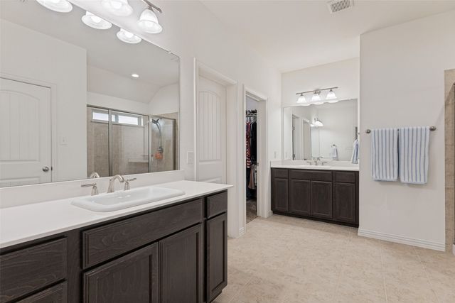 1001 Morningside Drive, Burleson, TX 76028