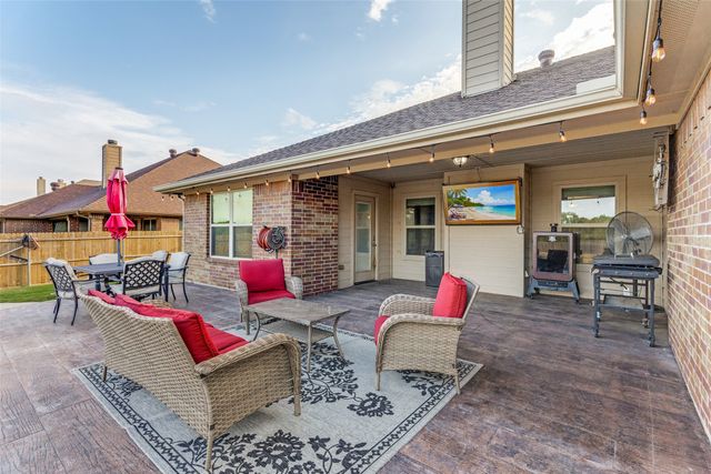 1001 Morningside Drive, Burleson, TX 76028