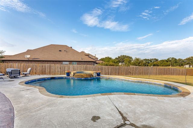 1001 Morningside Drive, Burleson, TX 76028