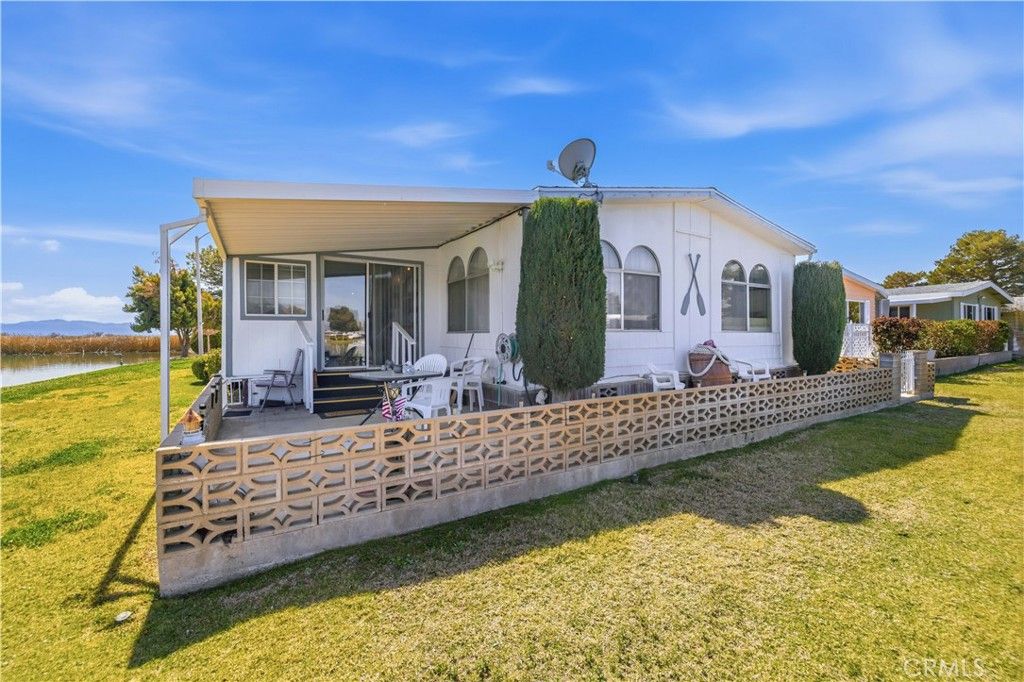 Image 1 of property listing at 48303 20th W, Lancaster, CA 93534