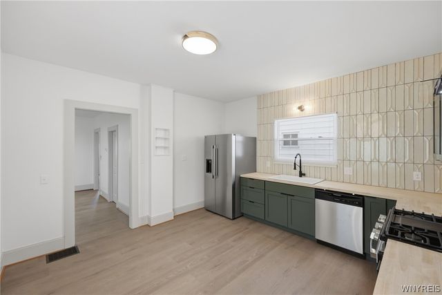 444 West Ferry Street N, Buffalo, NY 14213