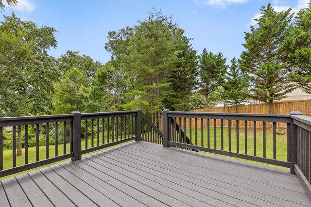 2247 N Fork Drive, Soddy Daisy, TN 37379