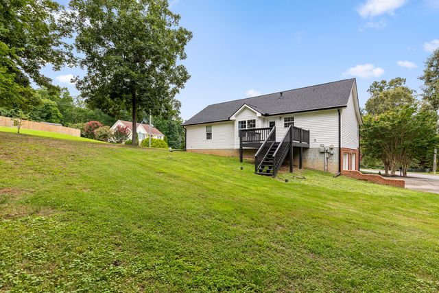 2247 N Fork Drive, Soddy Daisy, TN 37379