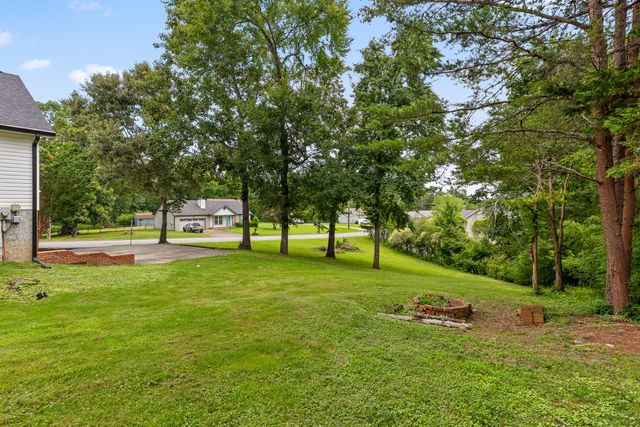 2247 N Fork Drive, Soddy Daisy, TN 37379