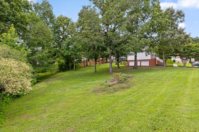 2247 N Fork Drive, Soddy Daisy, TN 37379