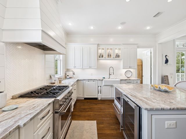 261 Needlerush Drive, Santa Rosa Beach, FL 32459