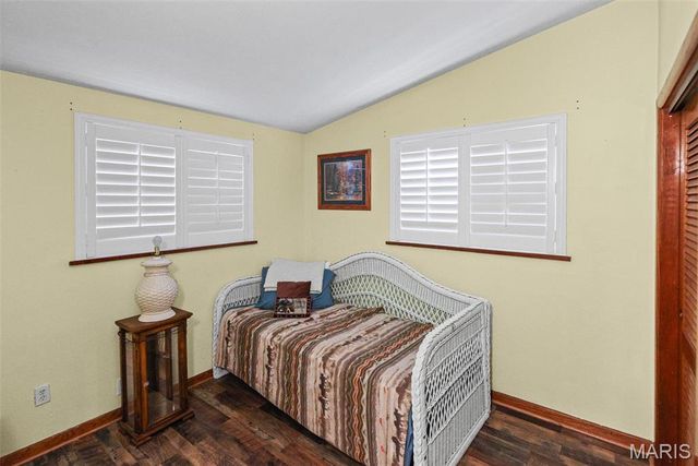 803 Amherst Drive, East Alton, IL 62024