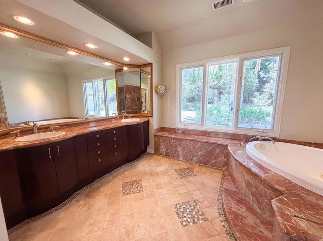 30181 Via Maria Elena, Bonsall, CA 92003
