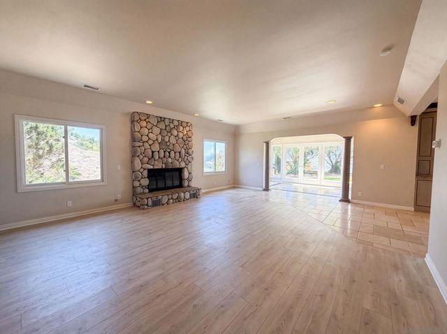 30181 Via Maria Elena, Bonsall, CA 92003