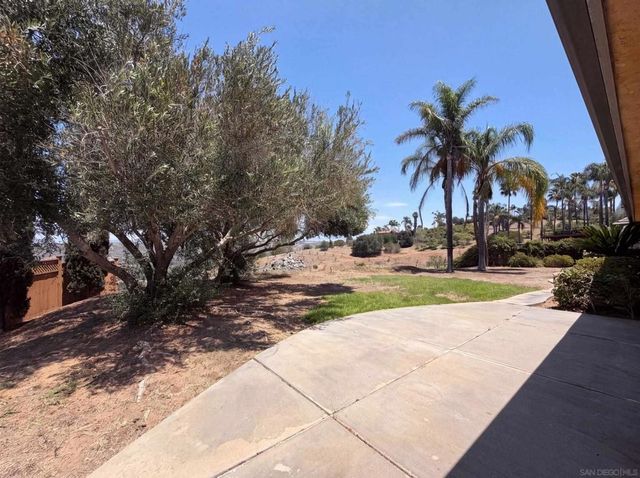 30181 Via Maria Elena, Bonsall, CA 92003