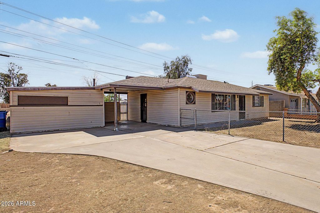 4501 W CRITTENDEN Lane, Phoenix, AZ 85031