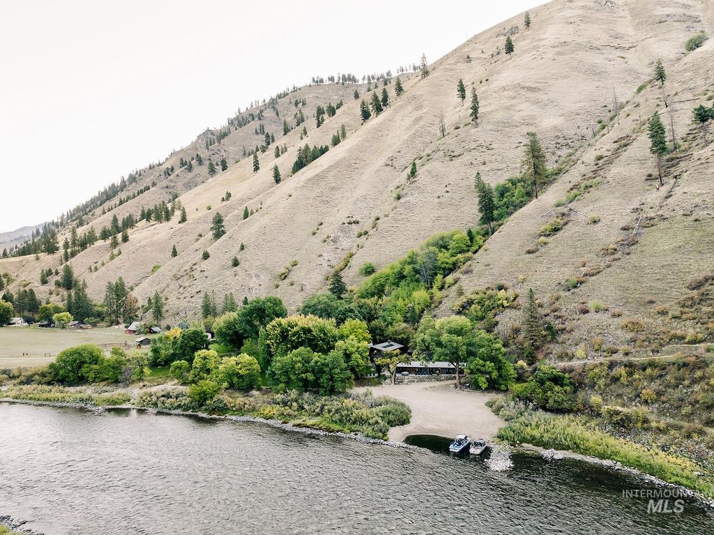 13450 Salmon River, Riggins, ID 83549 photo 4