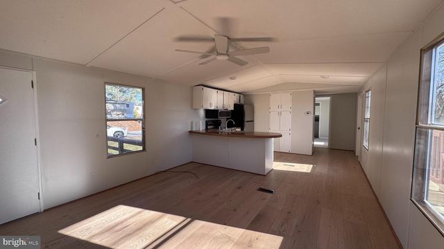 15642 DEER LODGE DR, Hagerstown, MD 21740