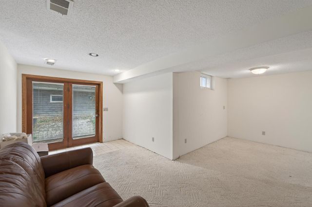 10545 Humboldt Avenue S, Bloomington, MN 55431