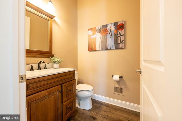 25766 FORERUNNER LN, Aldie, VA 20105