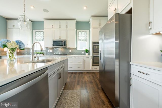 25766 FORERUNNER LN, Aldie, VA 20105