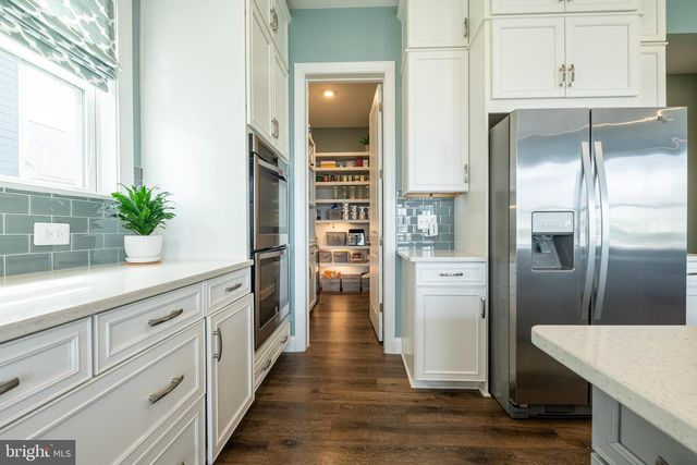 25766 FORERUNNER LN, Aldie, VA 20105