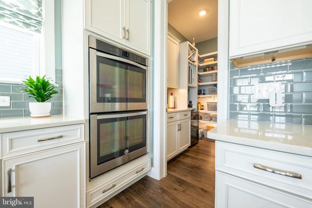 25766 FORERUNNER LN, Aldie, VA 20105