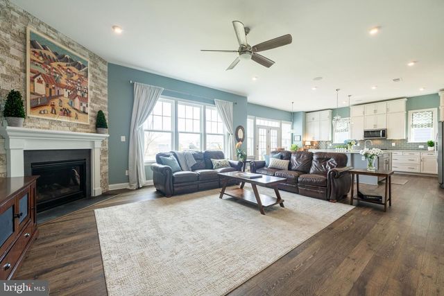 25766 FORERUNNER LN, Aldie, VA 20105