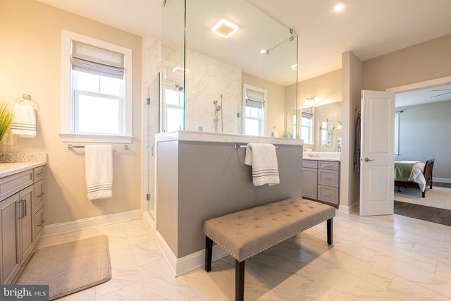 25766 FORERUNNER LN, Aldie, VA 20105