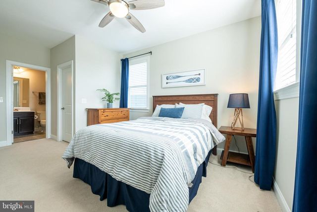 25766 FORERUNNER LN, Aldie, VA 20105