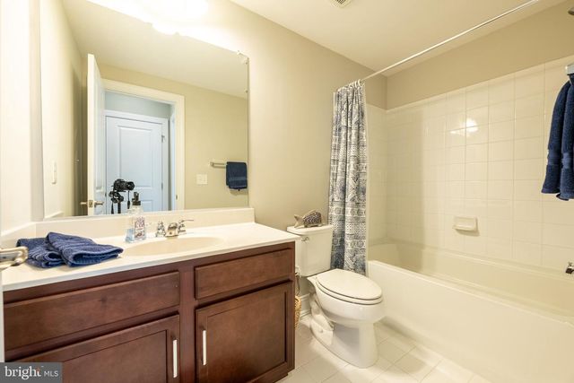 25766 FORERUNNER LN, Aldie, VA 20105