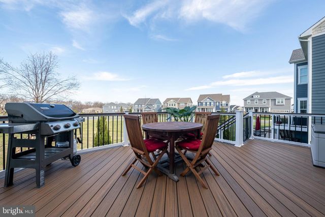 25766 FORERUNNER LN, Aldie, VA 20105