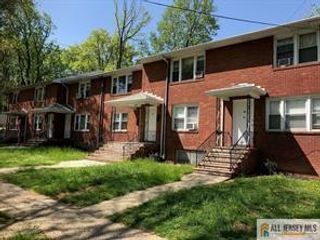 1985 Rt. 27 Highway, Edison, NJ 08817