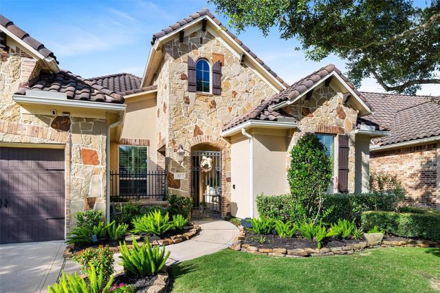 87 Lake View Loop, Fulshear, TX 77441