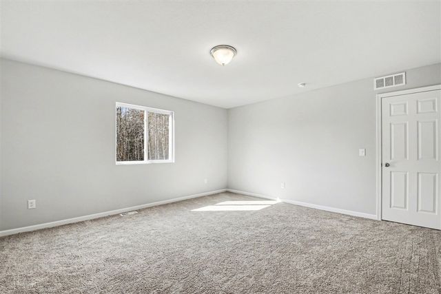 1005 Cedarwood Drive, Greenville, MI 48838