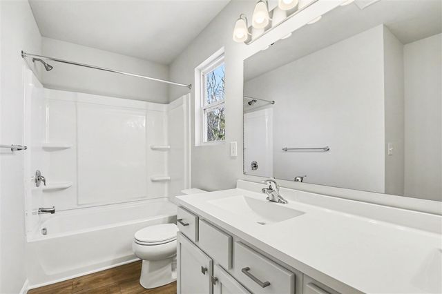 1005 Cedarwood Drive, Greenville, MI 48838