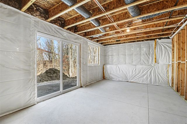 1005 Cedarwood Drive, Greenville, MI 48838