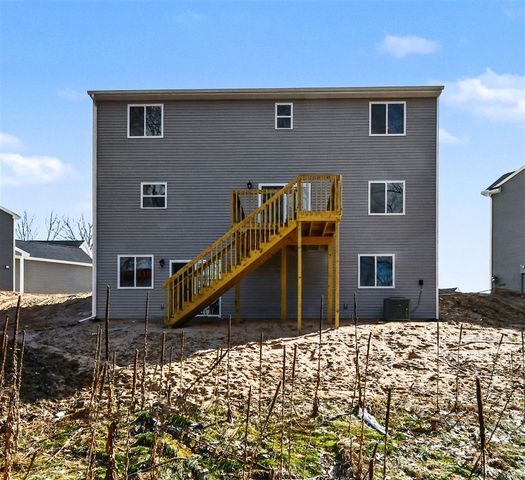 1005 Cedarwood Drive, Greenville, MI 48838