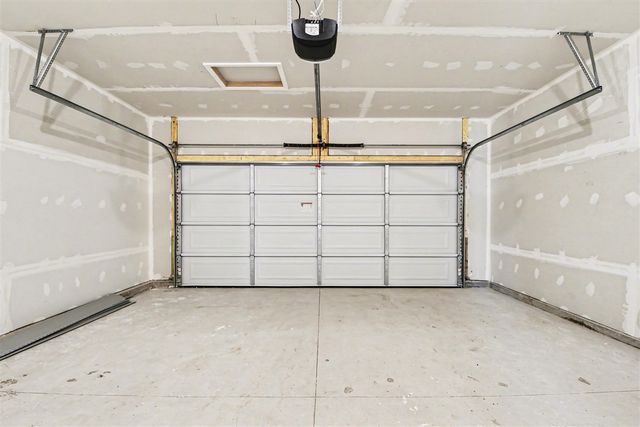 1005 Cedarwood Drive, Greenville, MI 48838