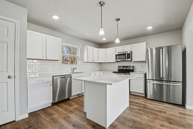 1005 Cedarwood Drive, Greenville, MI 48838