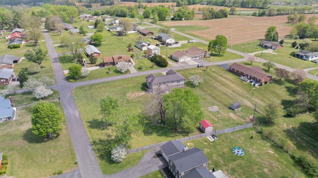 233 Algonquin Trail, Somerset, KY 42501