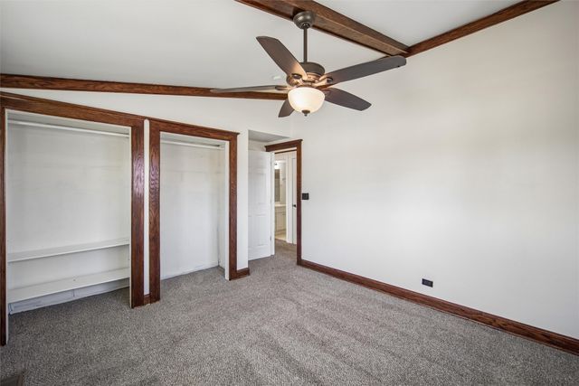 5685 NW 57th Avenue, Johnston, IA 50131