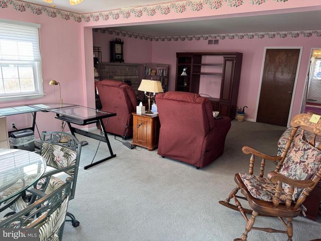 13039 RICHWOOD RD, Philadelphia, PA 19116