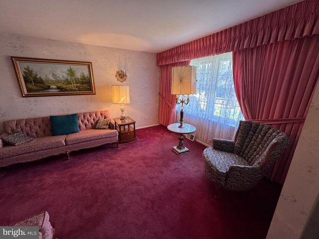 13039 RICHWOOD RD, Philadelphia, PA 19116