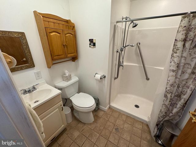 13039 RICHWOOD RD, Philadelphia, PA 19116