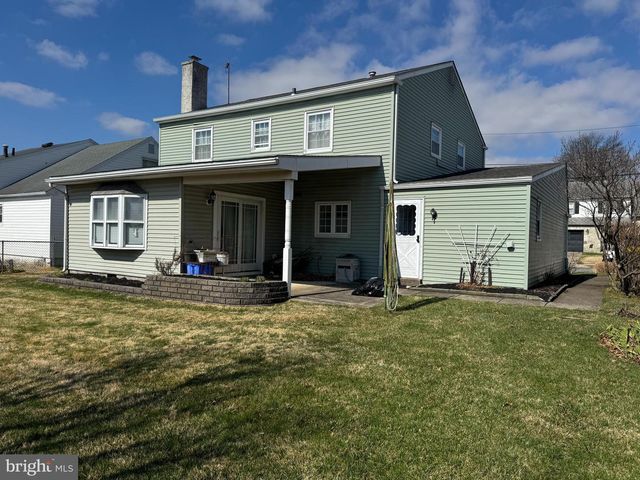 13039 RICHWOOD RD, Philadelphia, PA 19116