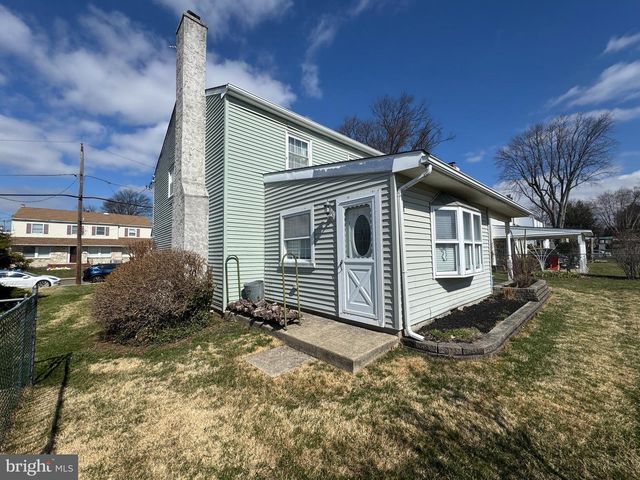 13039 RICHWOOD RD, Philadelphia, PA 19116