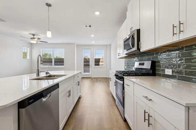 1027 Cedar Place Lane, Missouri City, TX 77459