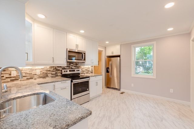20 Chester St 1, Watertown, MA 02472